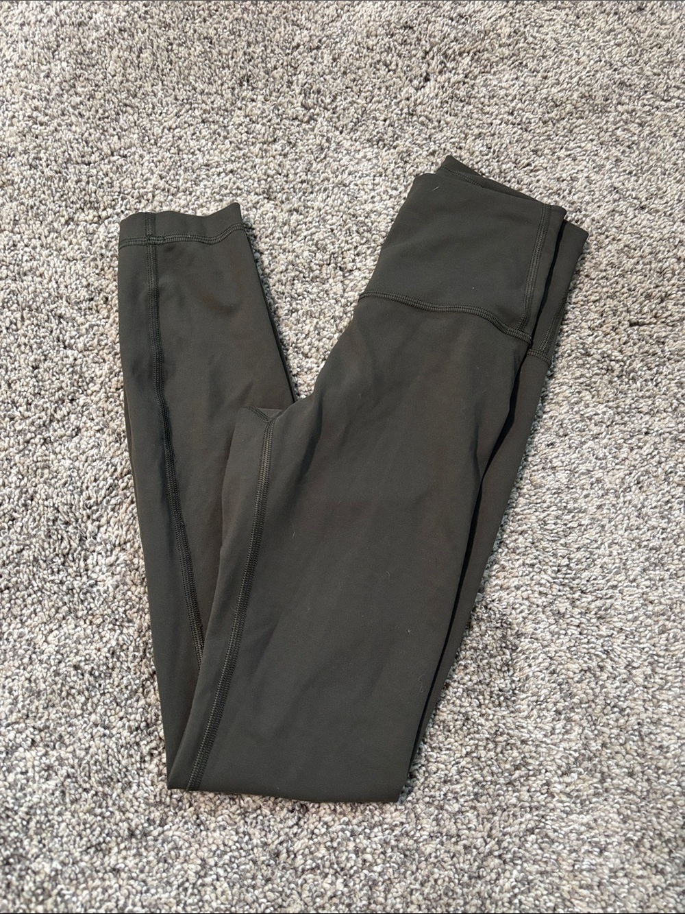 Lululemon Wunder Train High-Rise Tight 25" size 2
